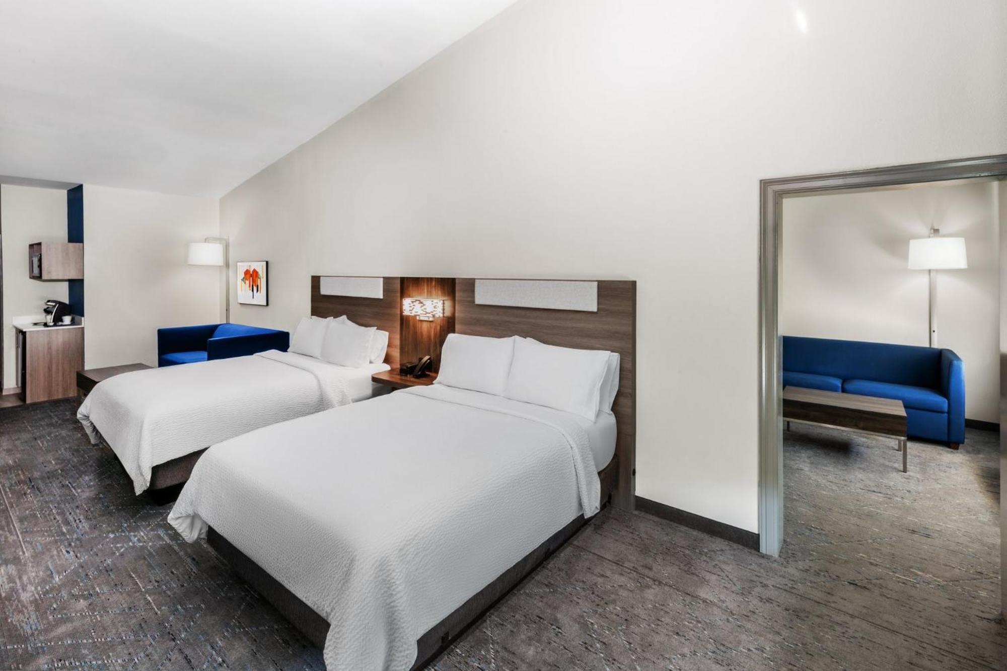 Holiday Inn Express Hotel & Suites Henderson - Traffic Star By Ihg Dış mekan fotoğraf