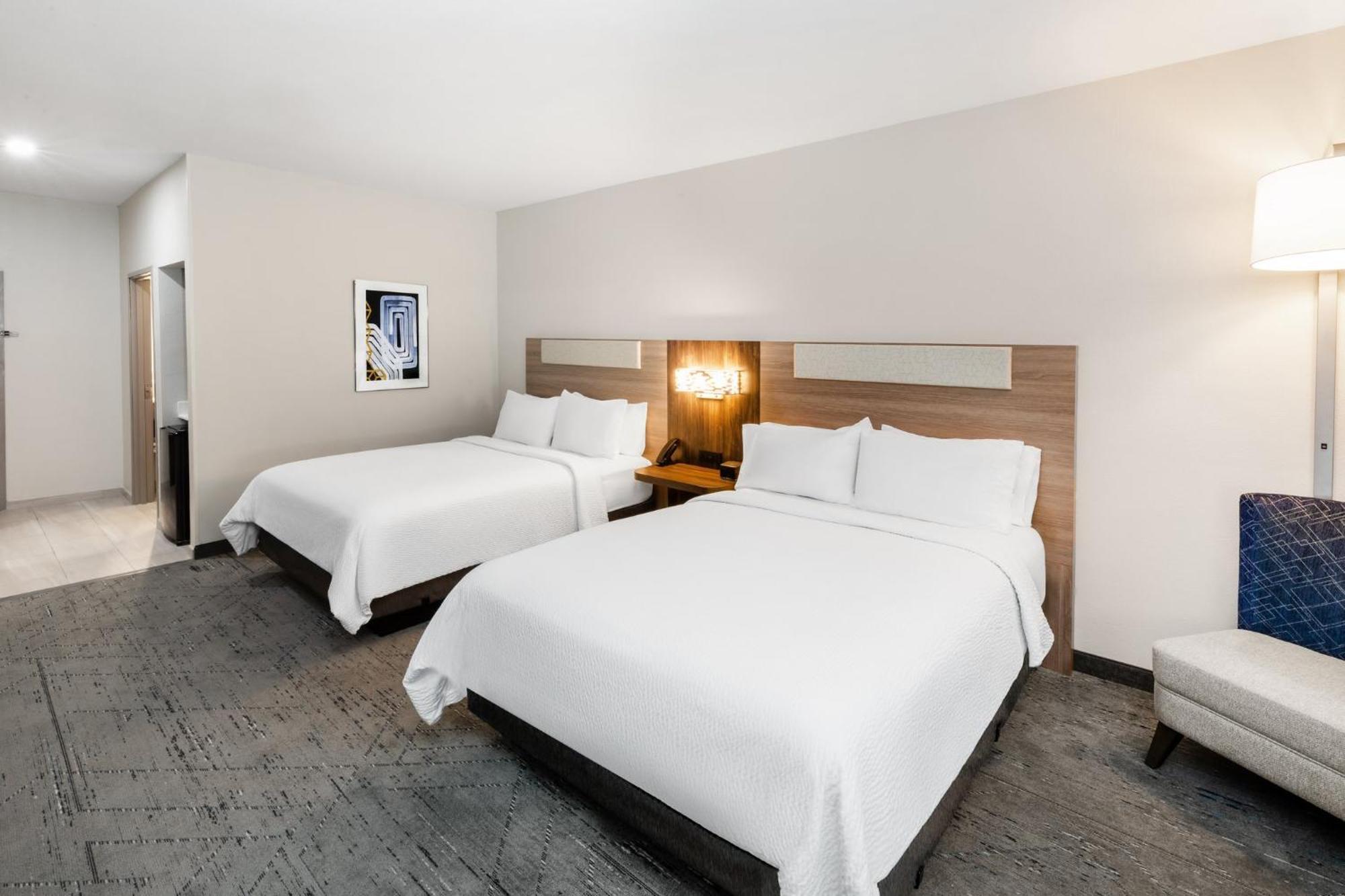 Holiday Inn Express Hotel & Suites Henderson - Traffic Star By Ihg Dış mekan fotoğraf