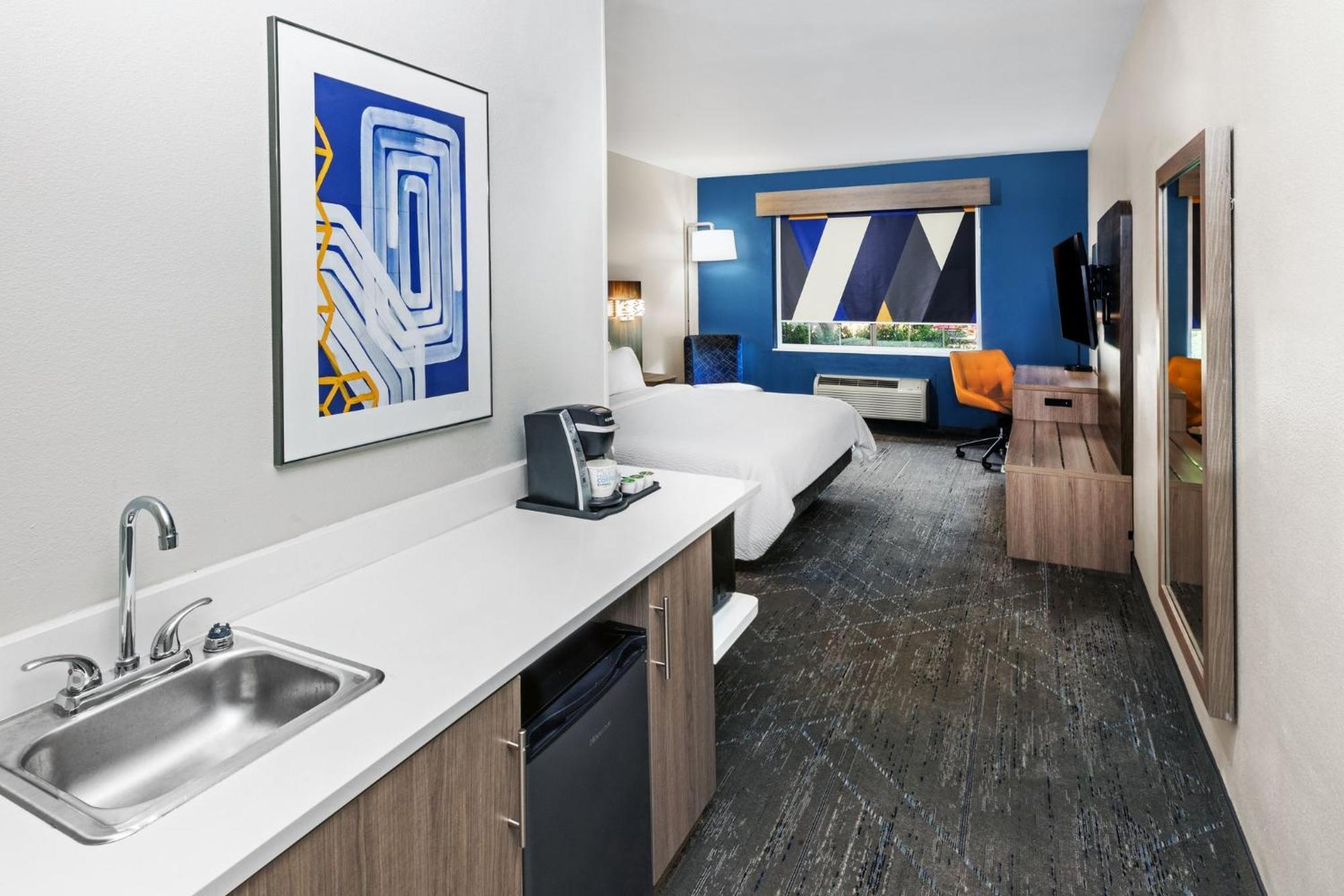 Holiday Inn Express Hotel & Suites Henderson - Traffic Star By Ihg Dış mekan fotoğraf