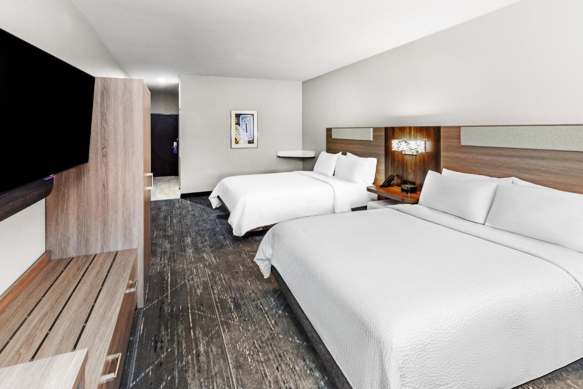 Holiday Inn Express Hotel & Suites Henderson - Traffic Star By Ihg Dış mekan fotoğraf